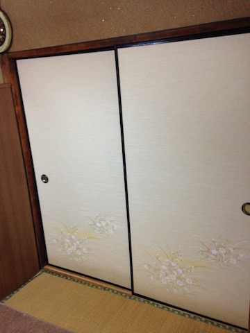 押入ふすま張替え３